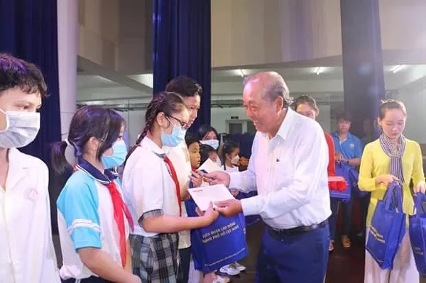 Trung Thu Cho Trẻ Mồ Côi